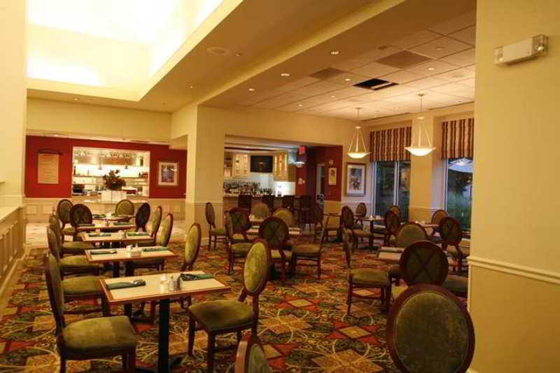 Hilton Garden Inn Edison/Raritan Center Restaurant photo